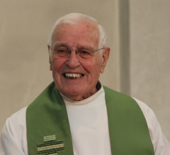 Père Tony Gabriel